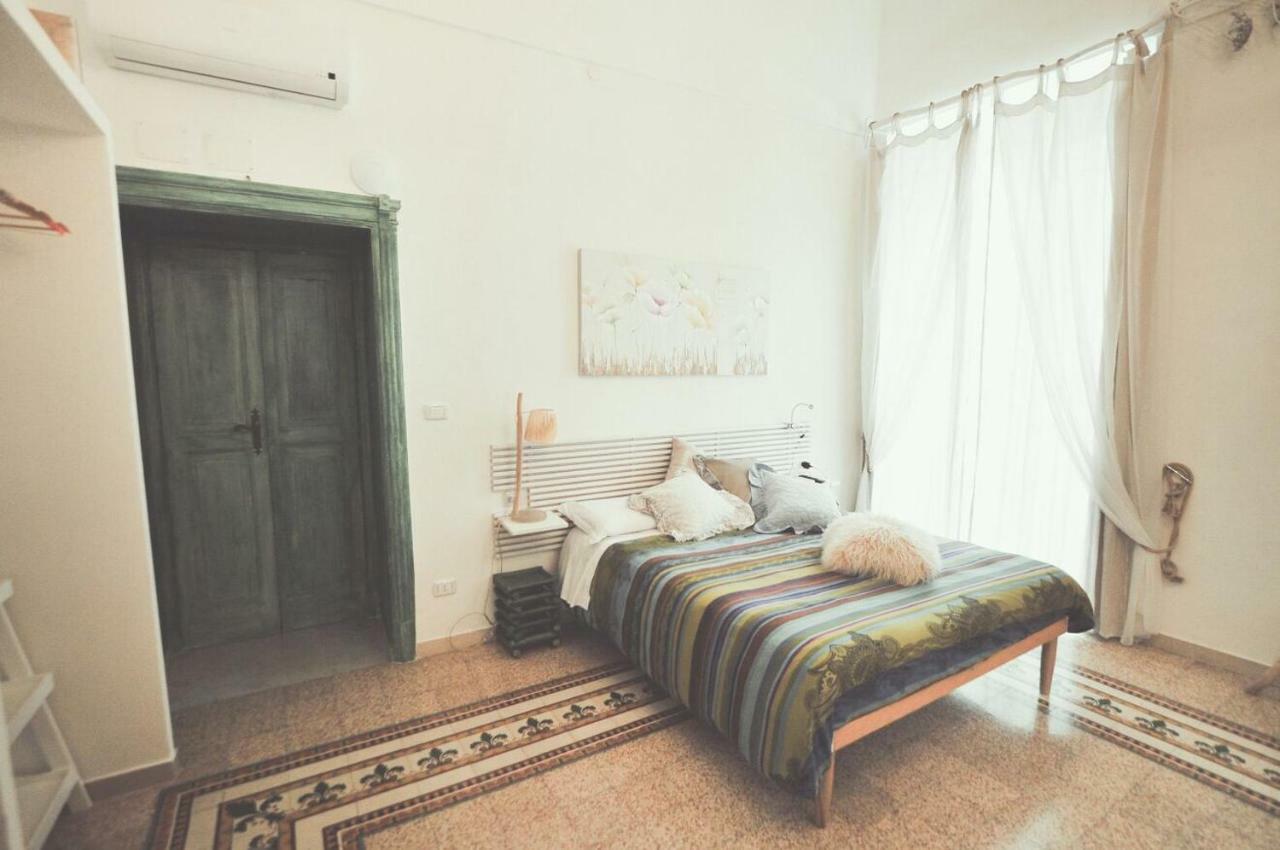 B&B Le Ferule มันเฟรโดเนีย ภายนอก รูปภาพ